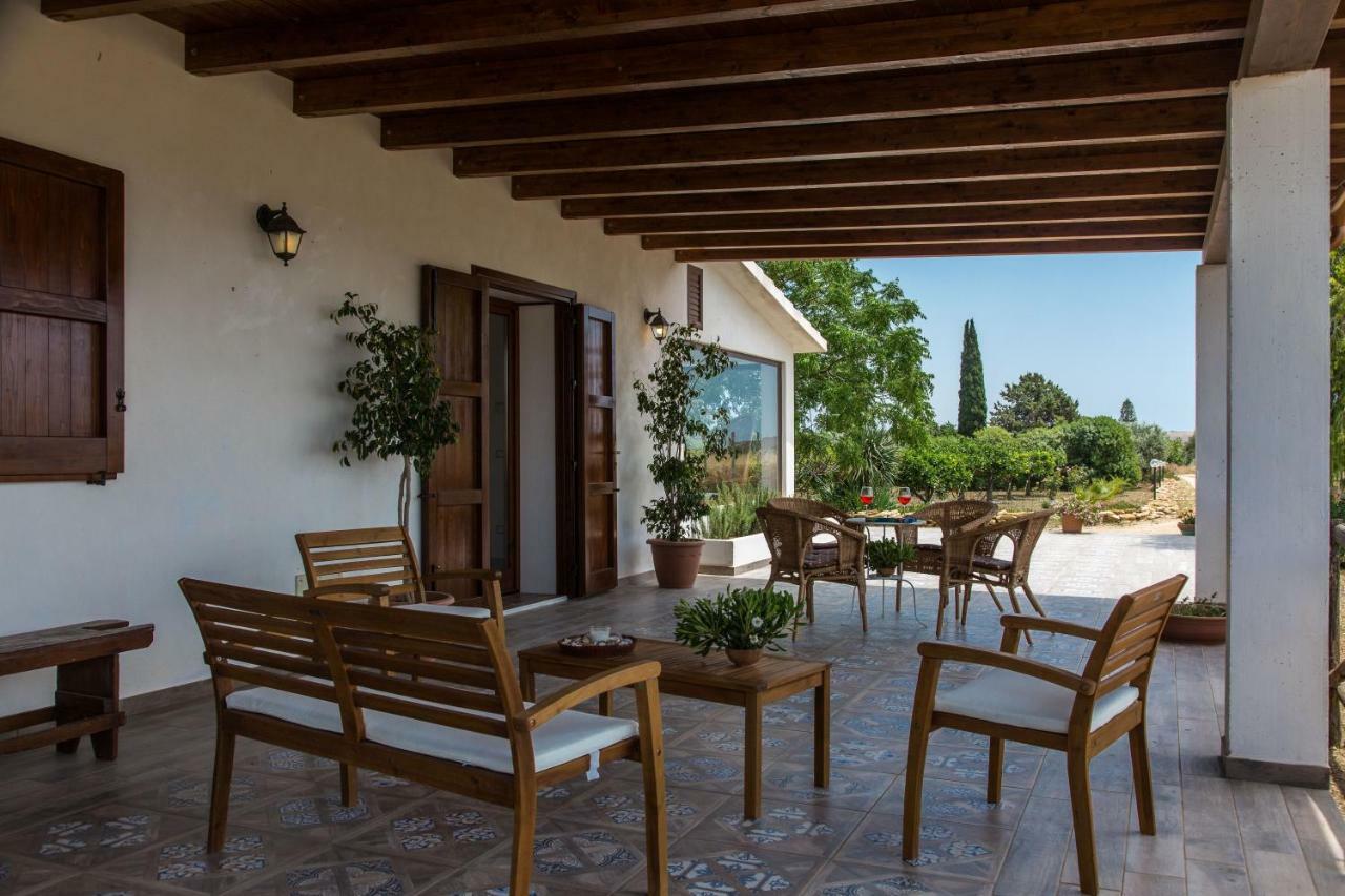 Villa Ammaliante Менфи Экстерьер фото
