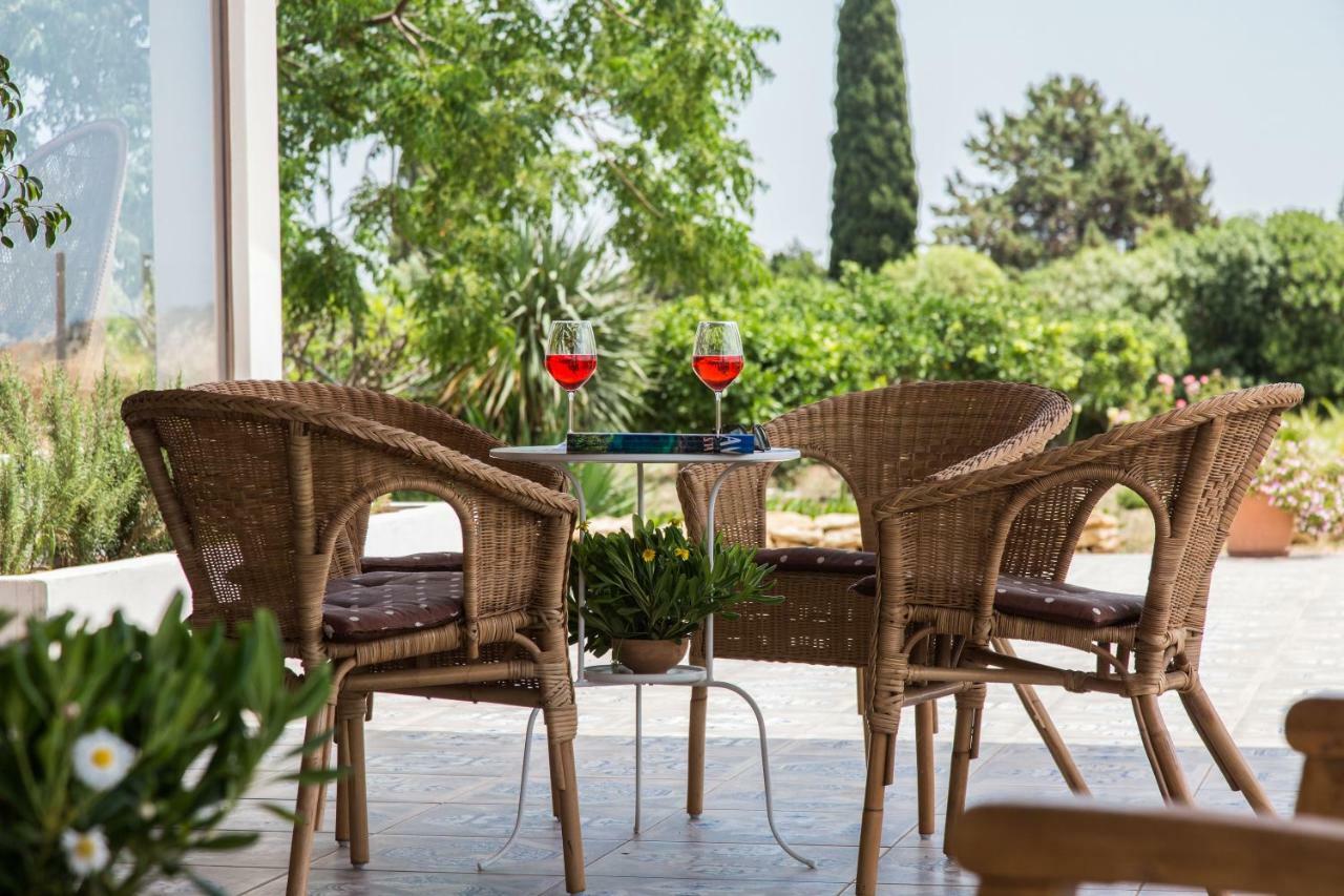 Villa Ammaliante Менфи Экстерьер фото