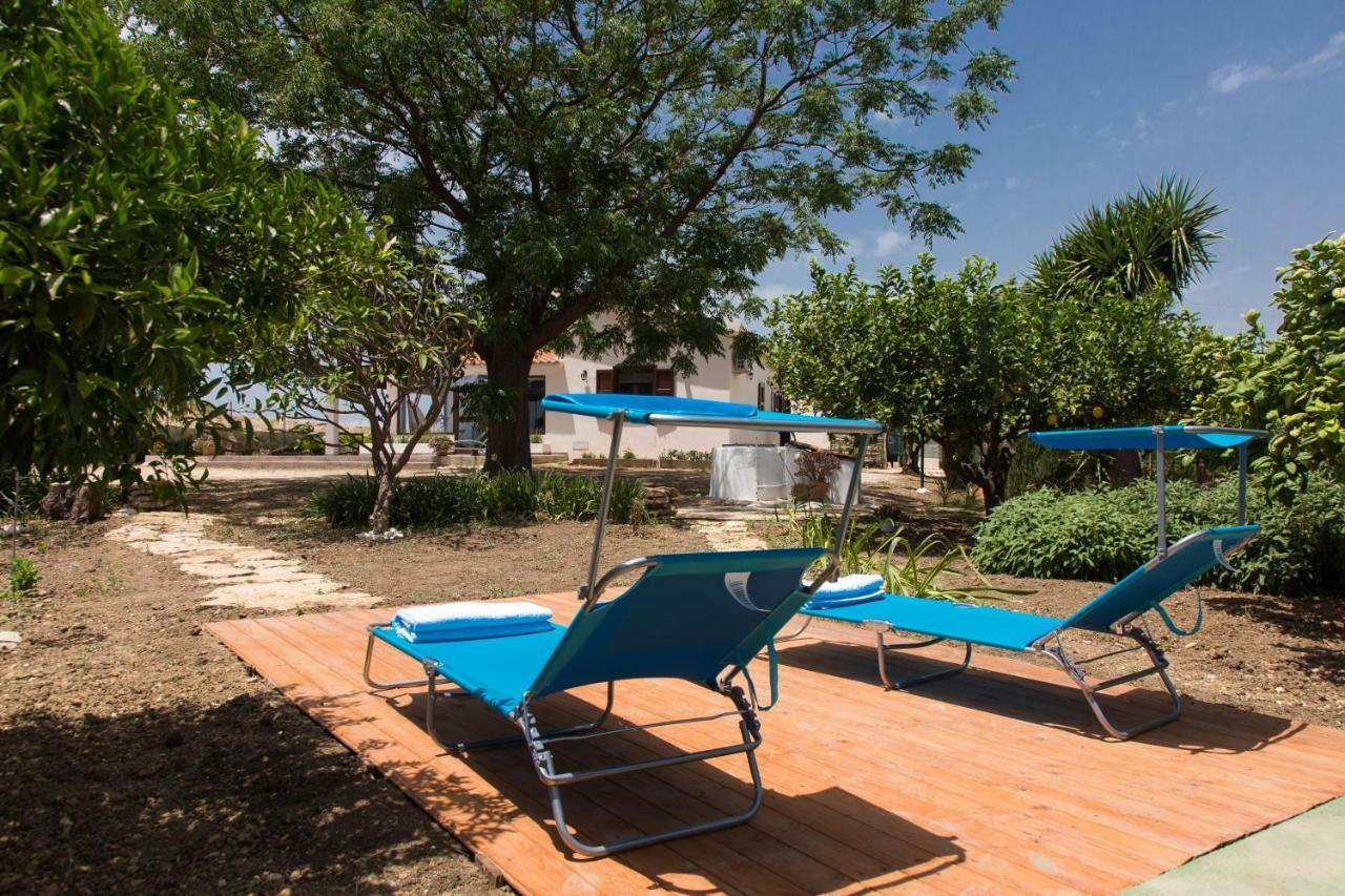 Villa Ammaliante Менфи Экстерьер фото