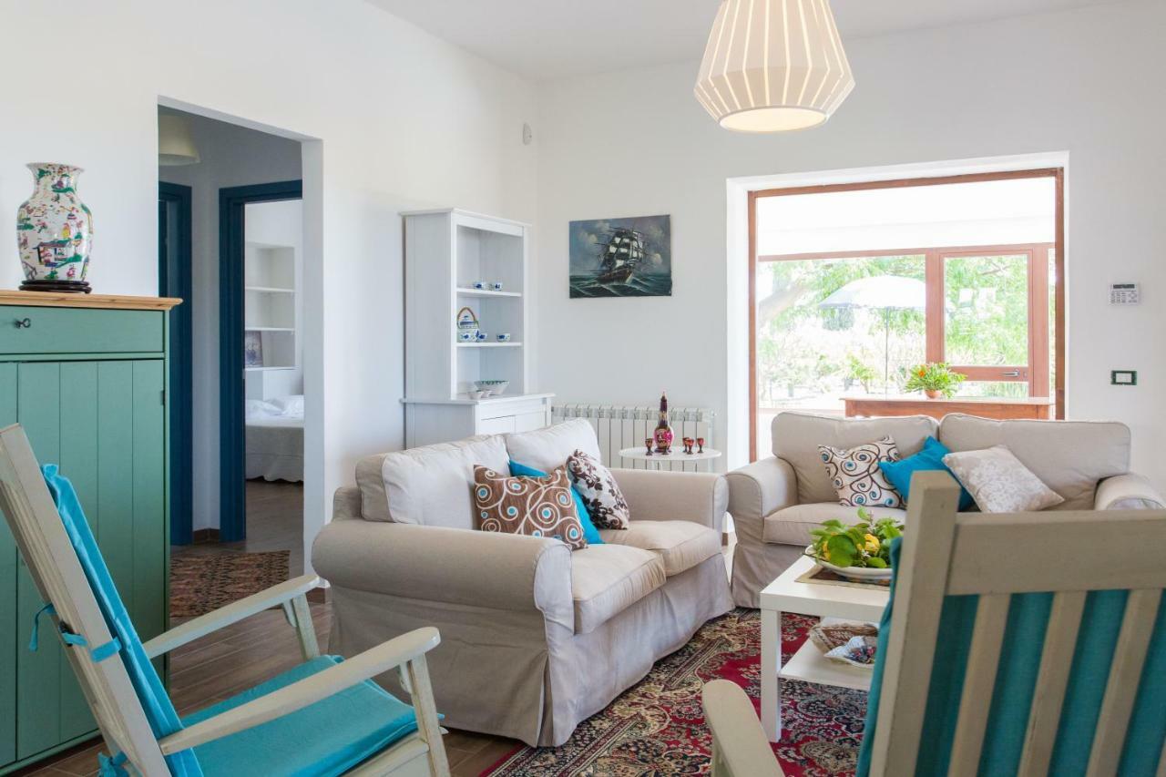 Villa Ammaliante Менфи Экстерьер фото